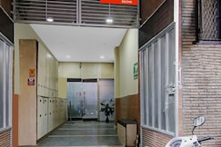 Hotel O Royal Park, Delhi