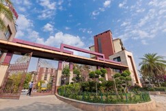 Tulsi Stays, Vrindavan