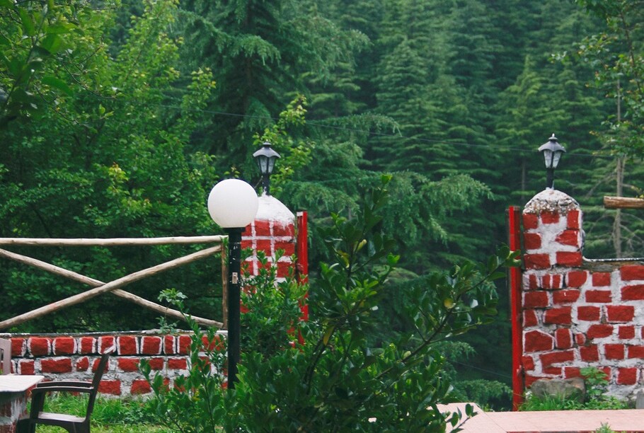 Red House Cafe Manali Guest House Free Cancellation Price Address Reviews Red House Cafe Manali Guest House Free Cancellation Price Address Reviews