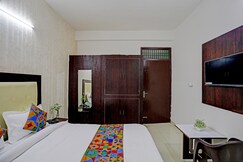 Shree Hotel, Lucknow