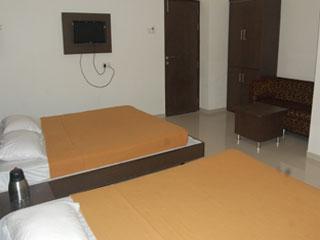 Hotel Sai Samrat - Tap to explore photos