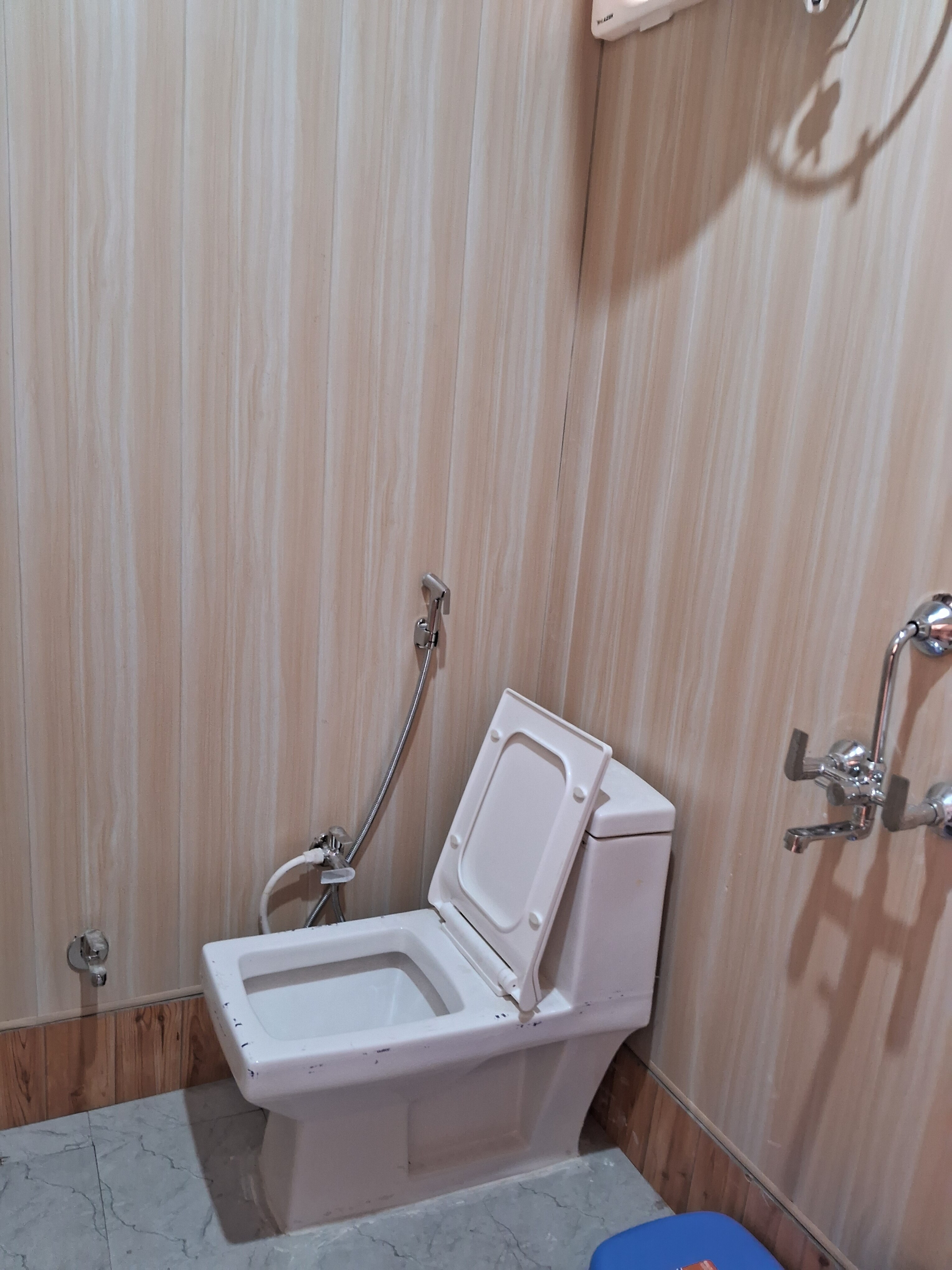 Devalsarii Homestay - Tap to explore photos