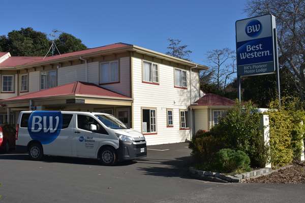 Best Western BK's Pioneer Motor Lodge - Tap to explore photos