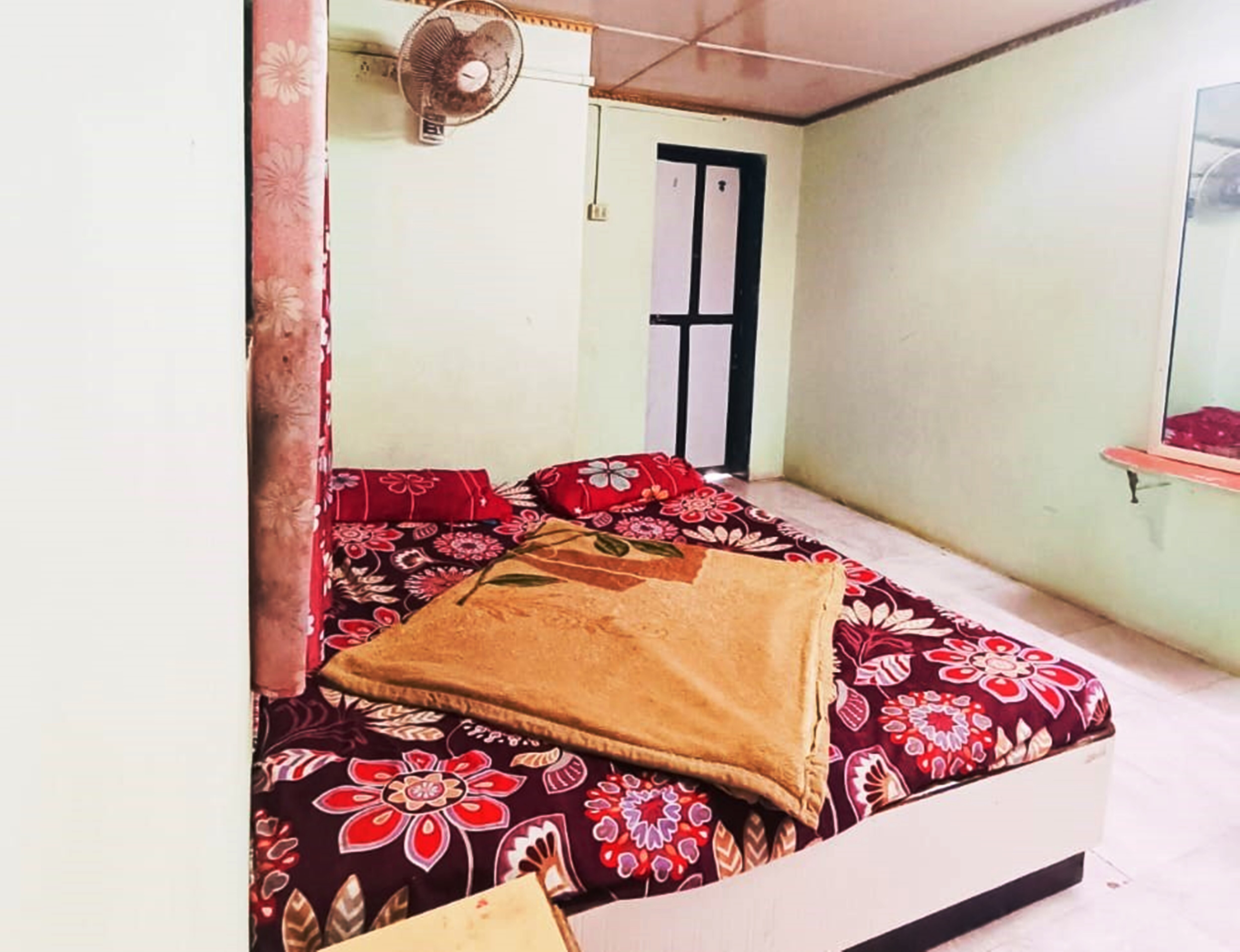 Lakhan Cottage Matheran - Tap to explore photos