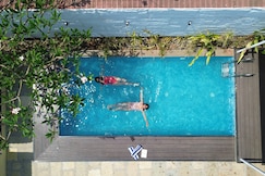 Nehamrit Farm Stays with Pool, Near Malshej Ghat, Murbad