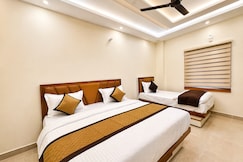 Hotel R.K. Palace near Banke Bihari Temple, Vrindavan