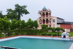 MID WAY RESORT, Sagar