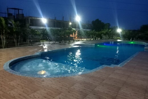 STAYMAKER Gharana Hotel and Resort