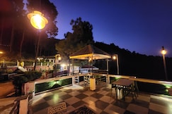 Pine Valley Resort | Rooms & Restaurant, Kasauli