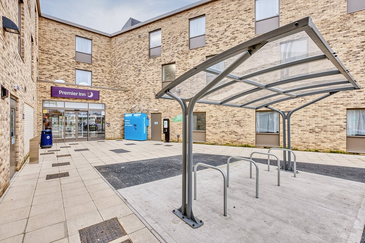 Premier Inn Peterborough City Centre - Tap to explore photos