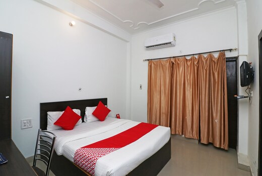 Hotel O Mid Town Ojus Tower
