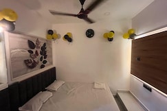 Mahaveer lodge, Siliguri