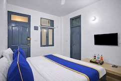 Mauryan Express Hotel Hauz Khas Fort, Delhi