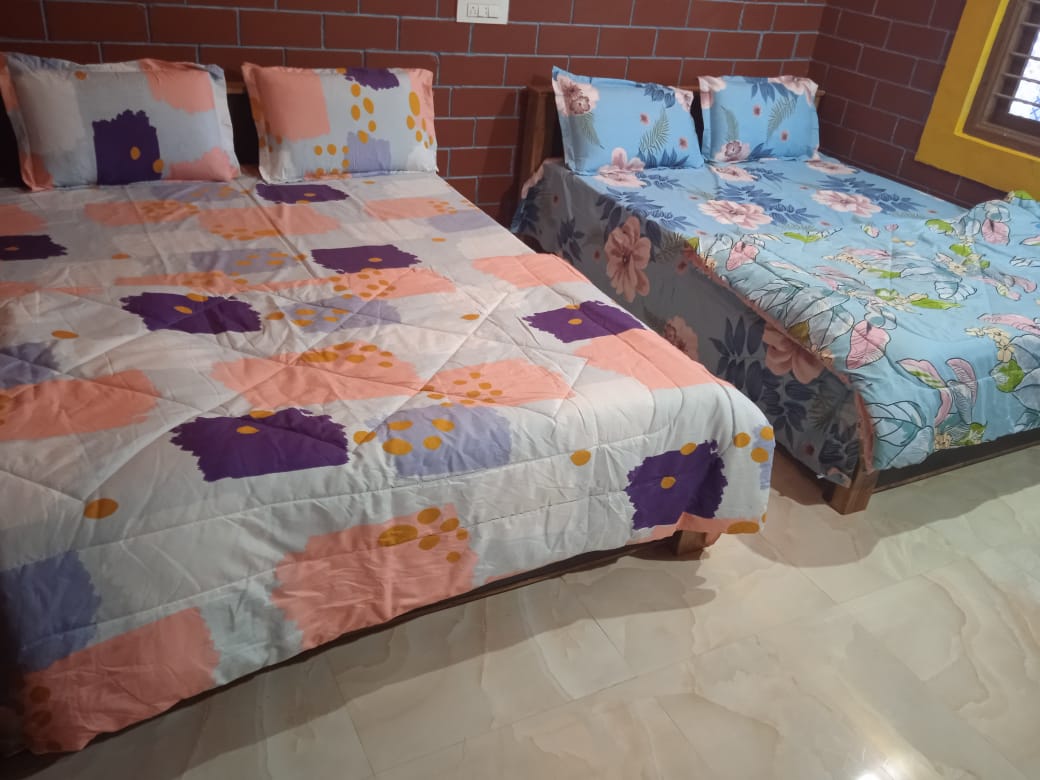 Arna homestay - Tap to explore photos