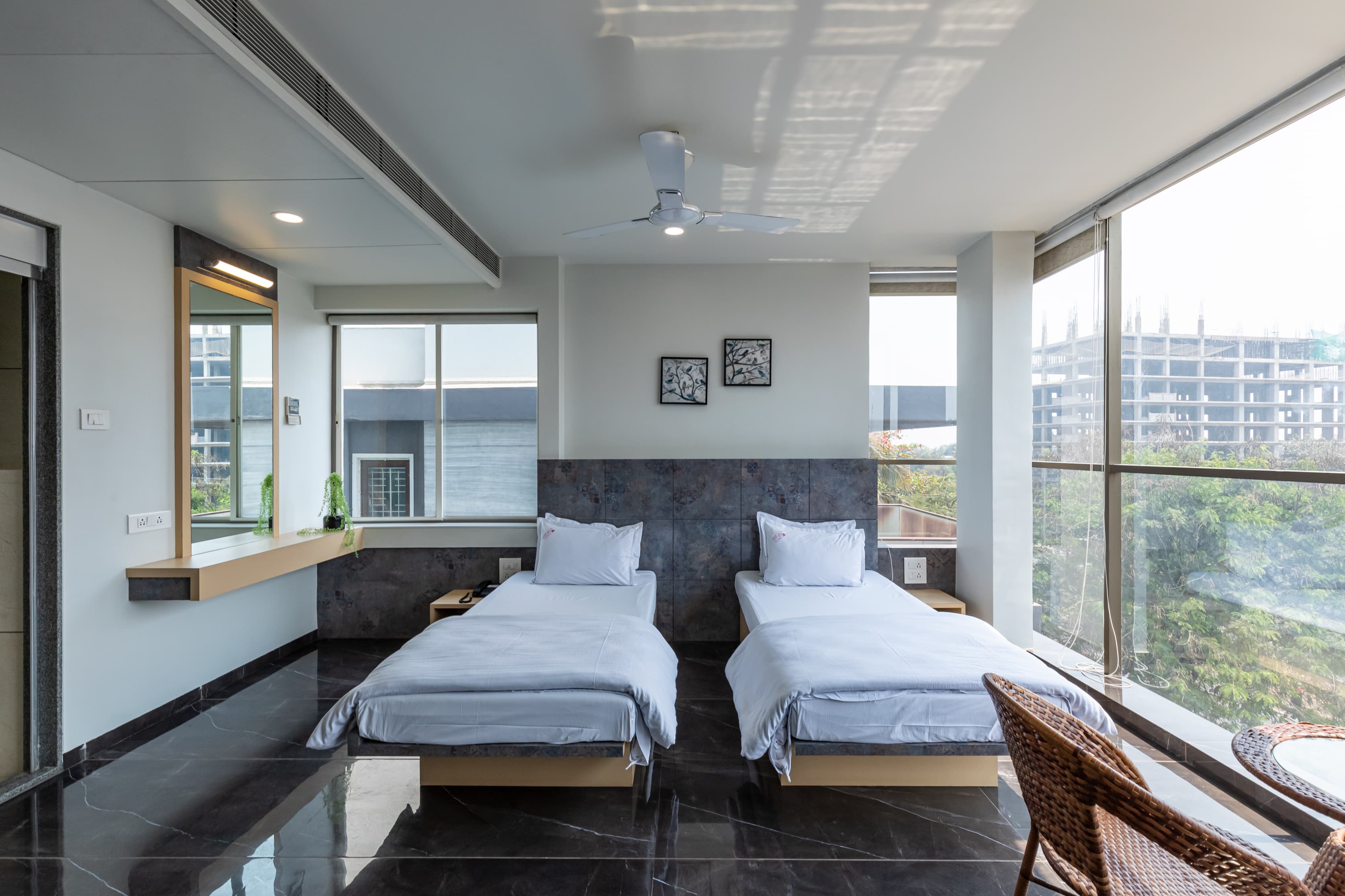 Super Deluxe Twin Bed AC Room 1