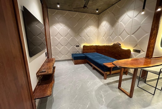 WabiSabi Farmhouse in Auroville