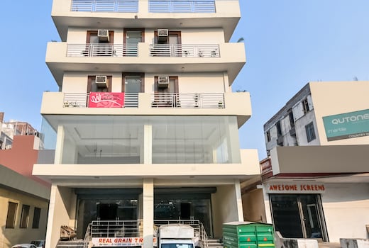 Hotel O Premium Rooms Chhatarpur