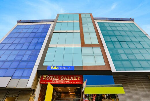 FabHotel Royal Galaxy I - Nr. Yashobhoomi Convention Centre