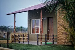 KP Woods Farm & Resort | Rooms & Restaurant, Umred