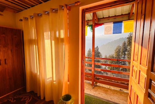 The Ivy Mansion Sethan