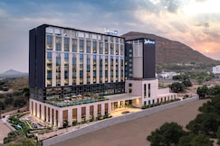 Radisson Blu Hotel & Spa, Nashik, Nashik
