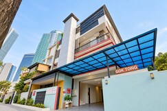 Collection O near Taman Semanggi formerly Mulia Residence, Jakarta