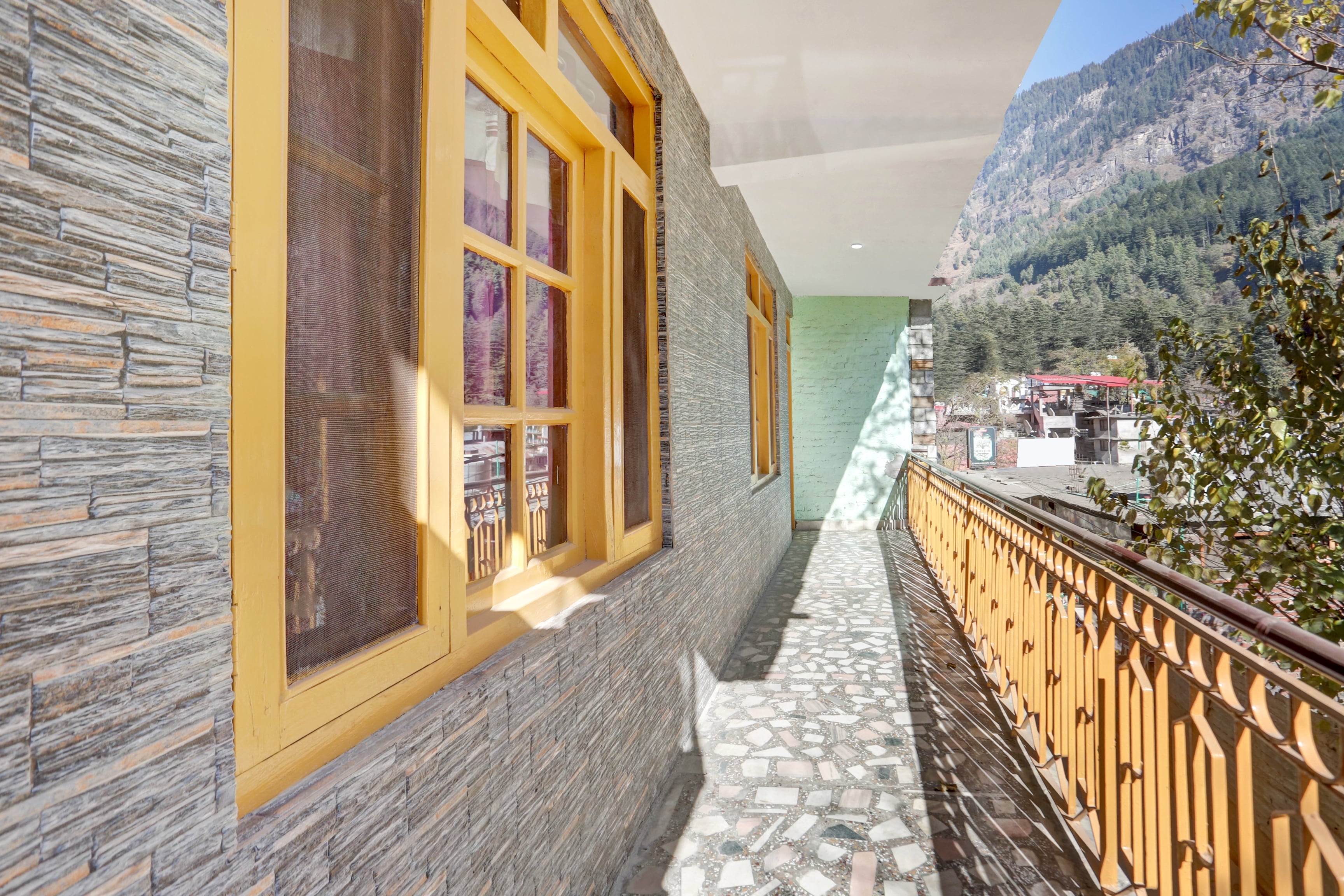 Hotel O Mall Road Manali formerly Kalpana Inn - Tap to explore photos