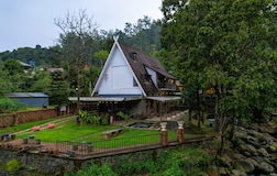 Premium Room in Bungalow