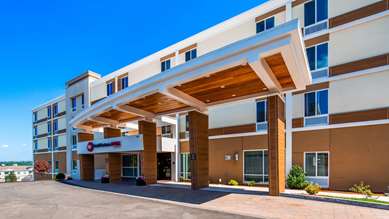 Best Western Plus North Shore Hotel - Tap to explore photos