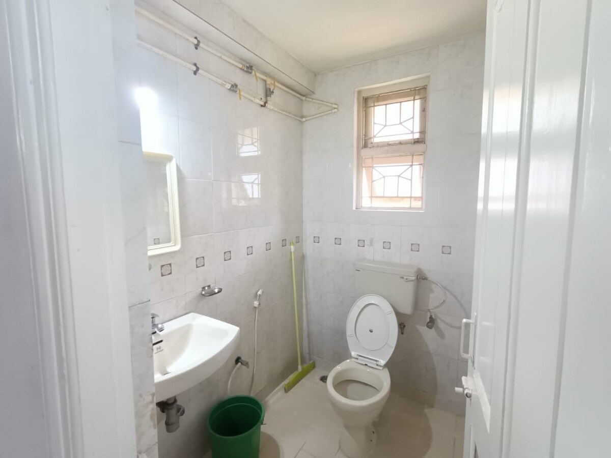 Emida Apartment 2 Bedroom Near Calangute Beach With AC Backup E3 - Tap to explore photos