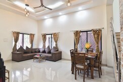 ROYALE VILLA, Lonavala