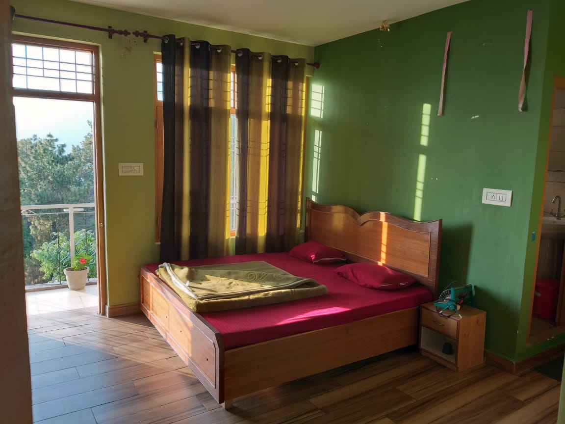 Sunny Homestay | Rooms & Wi-Fi - Tap to explore photos