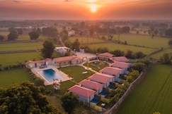 Aashiyana  A Private Pool Luxury Cottage in Ranthambhore.