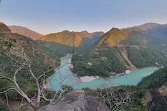 Aashraya on Ganga, Silogi