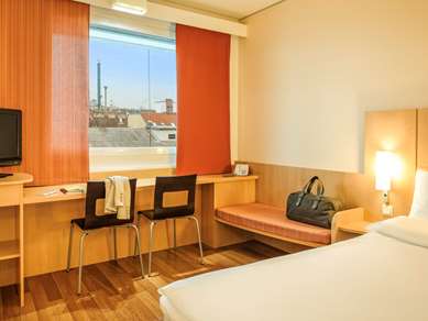 Ibis Hotel Wien Messe - Tap to explore photos