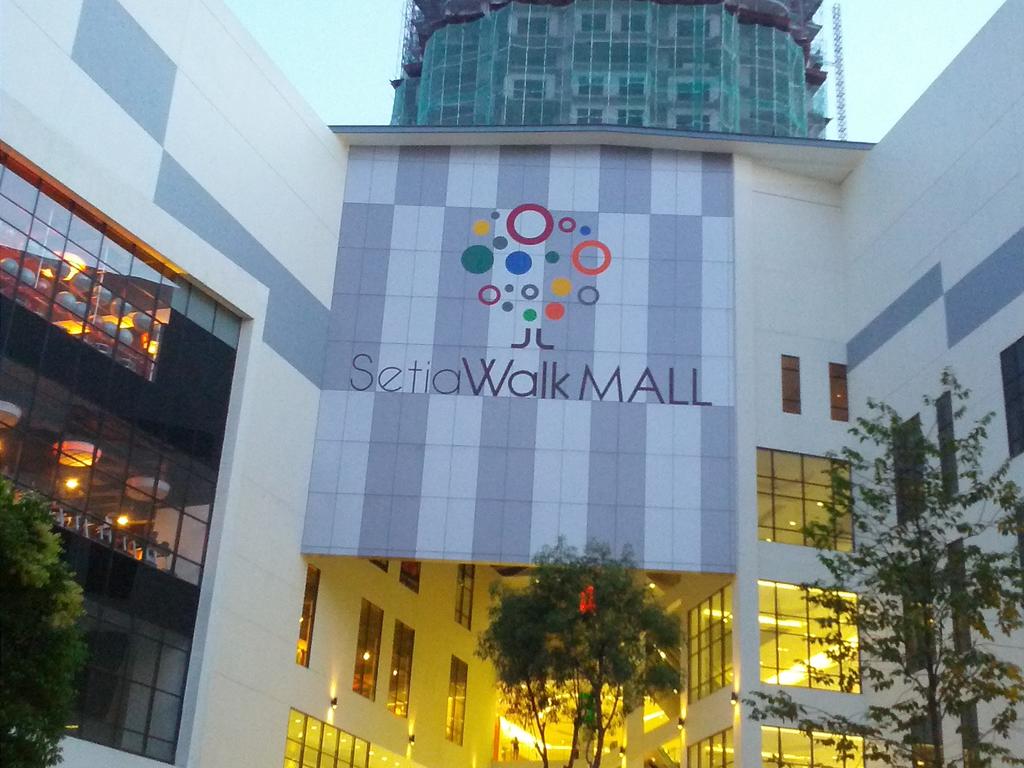 Signature Hotel Puchong@Setiawalk - Tap to explore photos