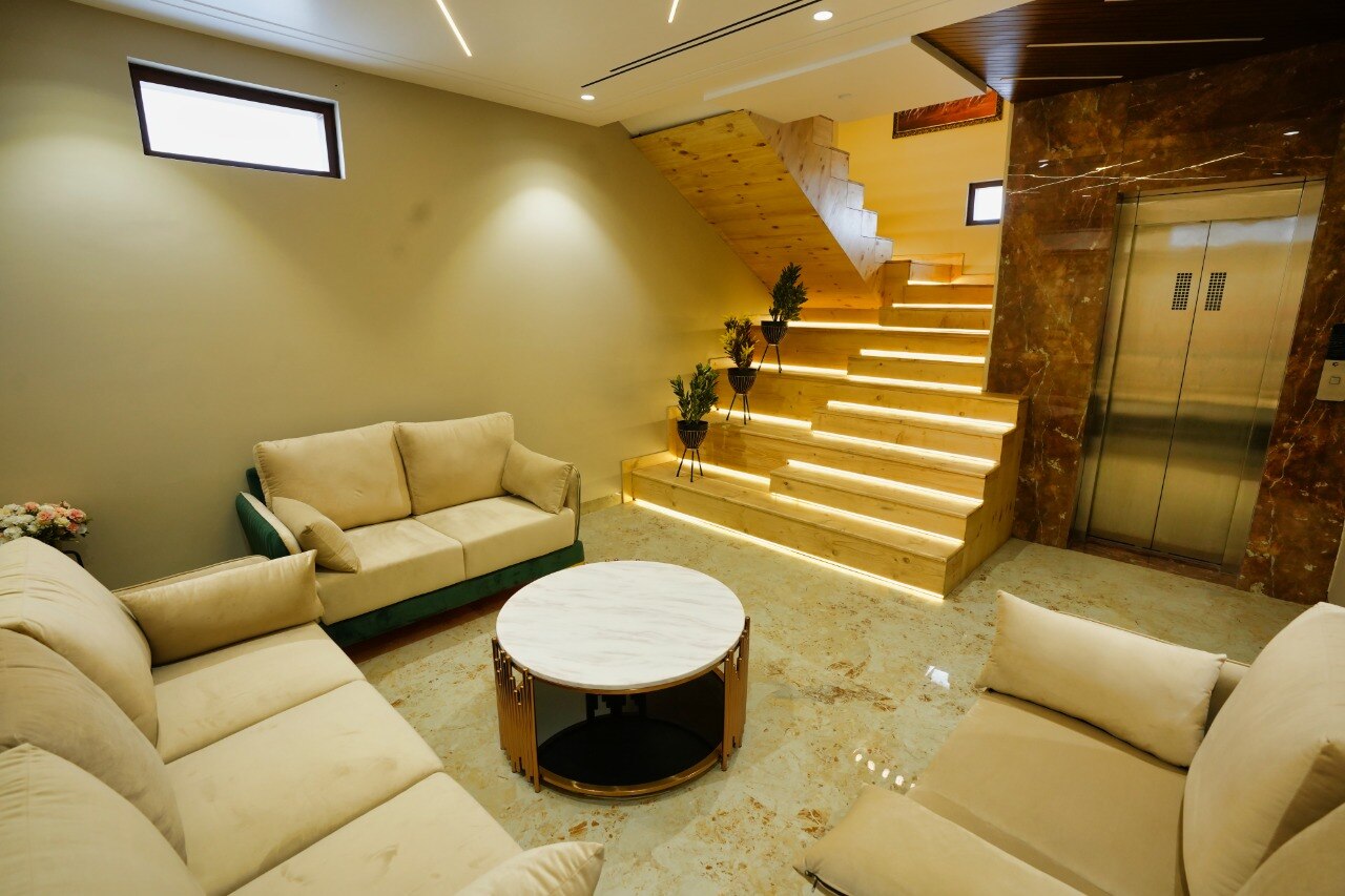 Luxurious Fully furnished Villa - Tap to explore photos