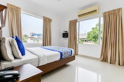 HOTEL CENTRE POINT, Cochin