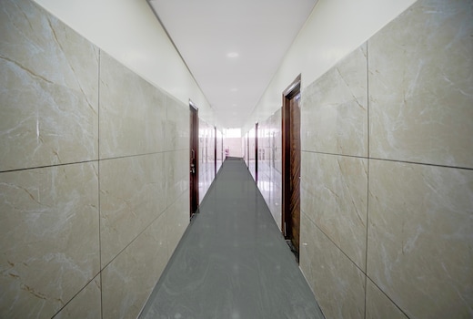Super Hotel O Jodi Sri Muneshwara Swamy Temple