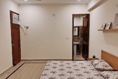 Most Spacious Boho Styled 1BHK near Medanta Hospital, Noida