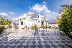 Mahima Cottage - 02 Bedroom Villa by Homeyhuts, Dehradun