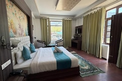 Hotel Pinewood Inn Manali, Manali