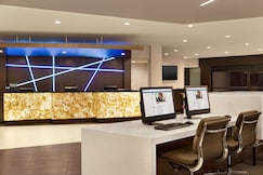 DoubleTree by Hilton Toronto Airport West, Halton