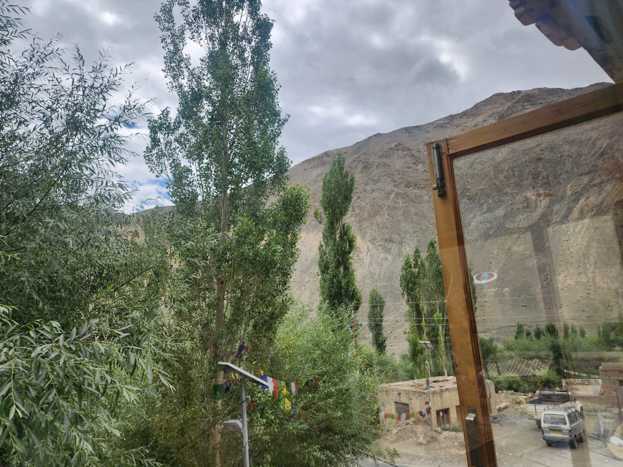 Skyabu Guest House - Tap to explore photos