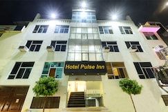 Hotel Pulse Inn- Near Jaipur Railway Station, Jaipur