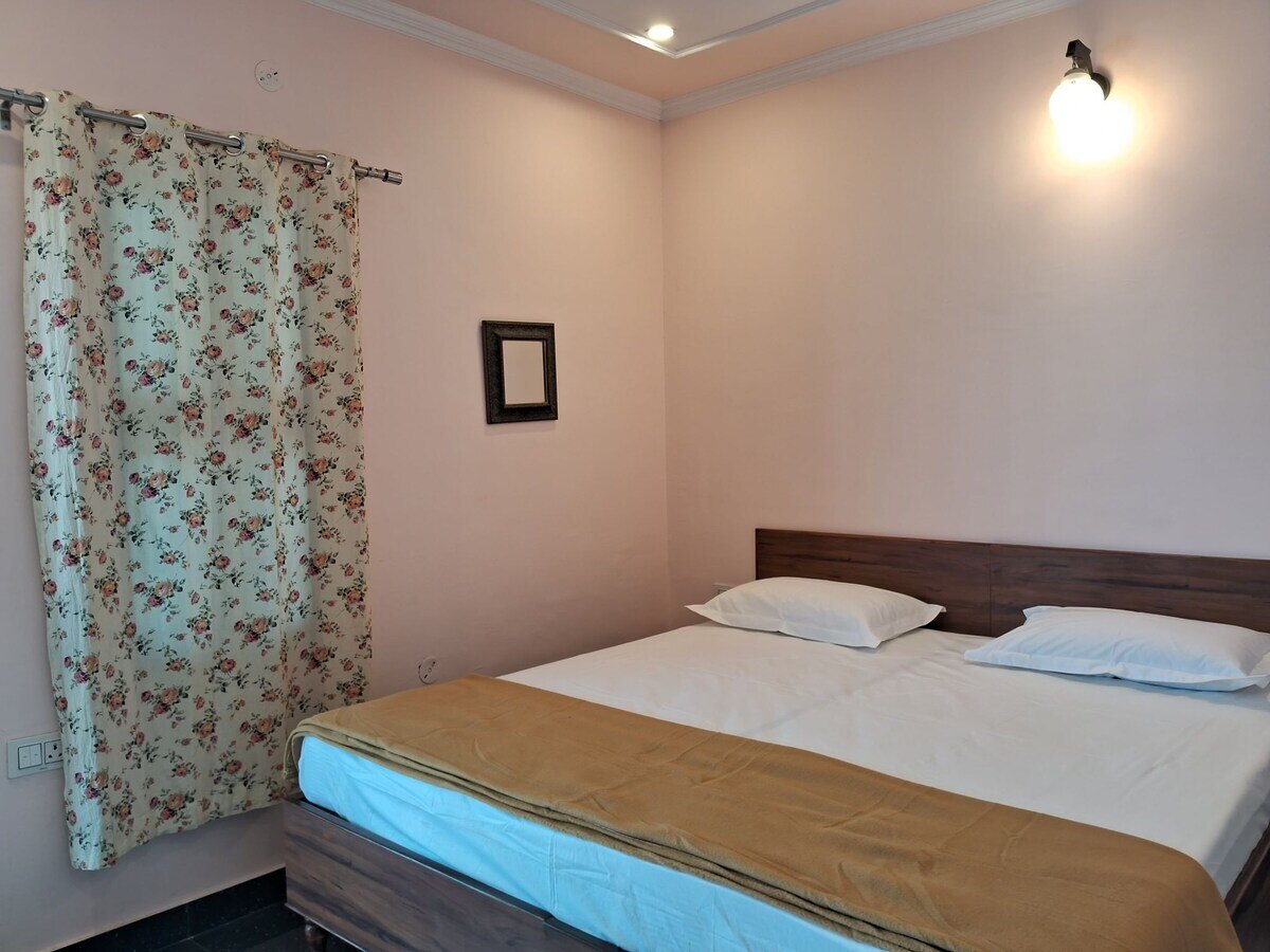 Tordi House 4BHK Appartment - Tap to explore photos