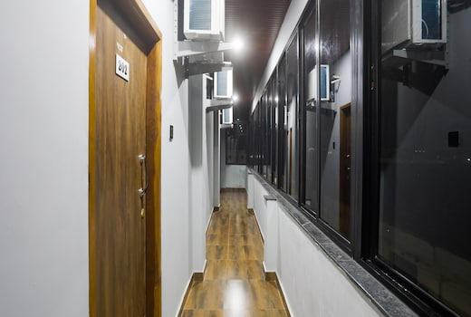 Hotel O by OYO RAHUL SERVICE APPARTMENT 2