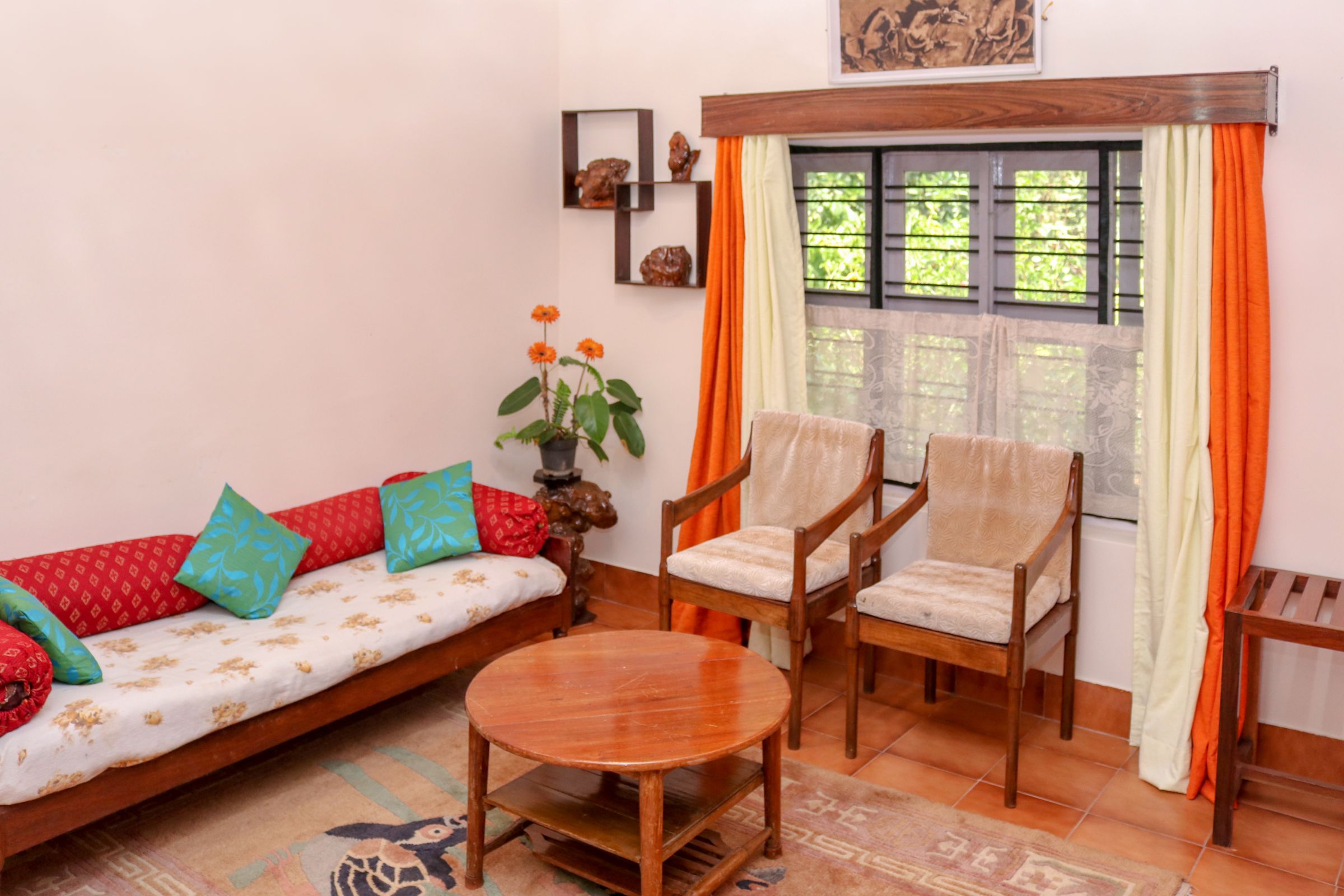 Garden Villa Homestay | Rooms & Kitchen - Tap to explore photos