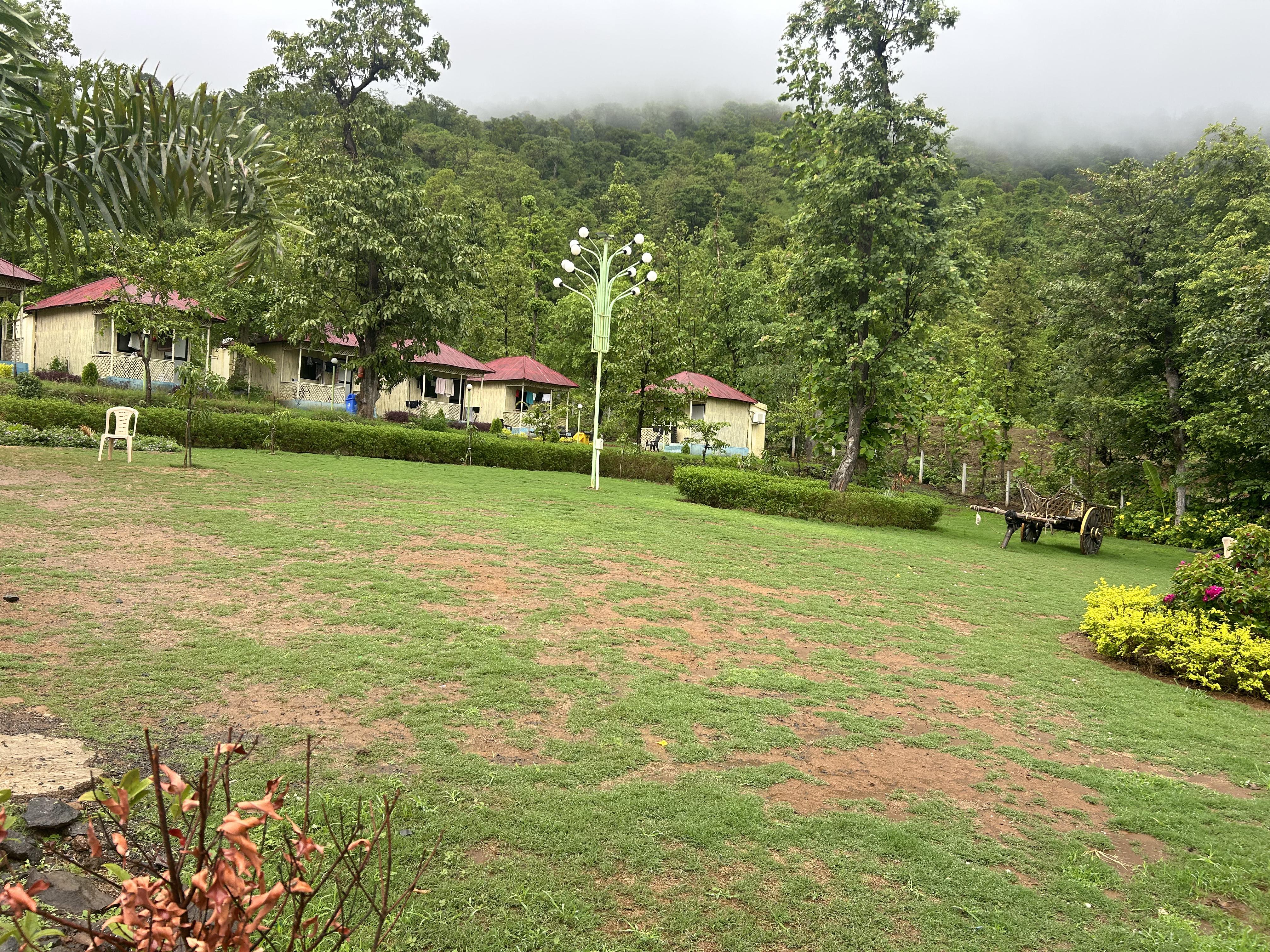 VANVASO RESORT AND ADVENTURE PARK - Tap to explore photos