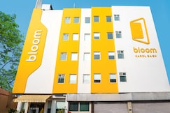Bloom Hotel - Karol Bagh, Delhi